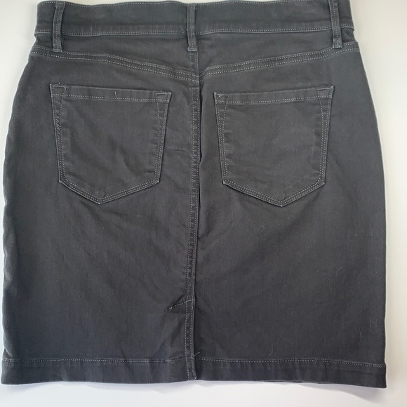 EUC Set of 2 Loft denim short skirts sz 4 1-dark gray 1- 1-gray camo - Picture 8 of 12
